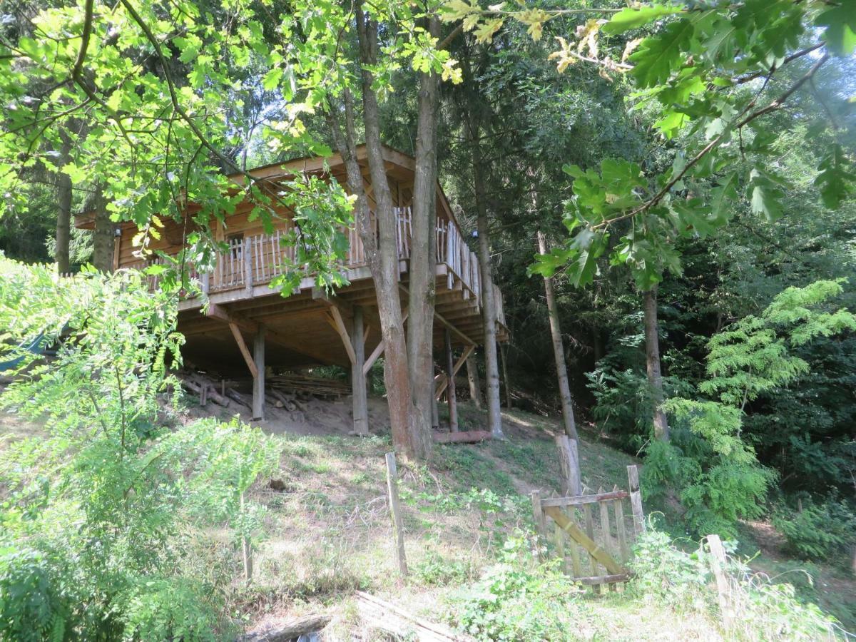 La Aux Sapins Bed & Breakfast Ratieres